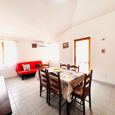 Residence La Cinta 8 San Teodoro  Bagian luar foto