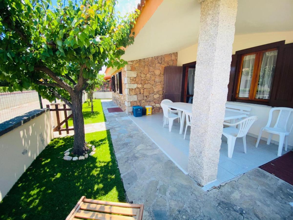 Residence La Cinta 8 San Teodoro  Bagian luar foto